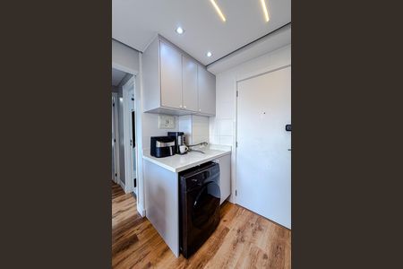 Apartamento à venda com 33m², 2 quartos e sem vaga Apartamento à venda com 33m², 2 quartos e sem vagaCozinha e Área de Serviço