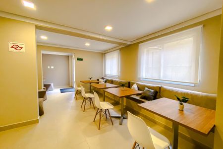 Apartamento à venda com 33m², 2 quartos e sem vagaÁrea comum - Salão de festas