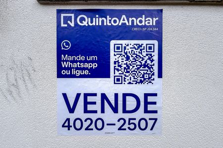 Apartamento à venda com 33m², 2 quartos e sem vaga Apartamento à venda com 33m², 2 quartos e sem vagaPlaquinha