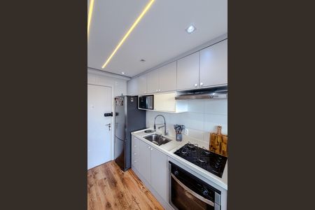 Apartamento à venda com 33m², 2 quartos e sem vaga Apartamento à venda com 33m², 2 quartos e sem vagaCozinha e Área de Serviço