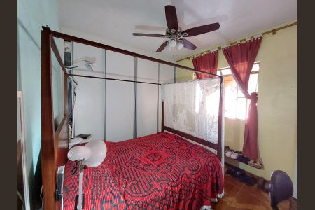 Casa à venda com 456m², 3 quartos e 2 vagas Casa à venda com 456m², 3 quartos e 2 vagasQuarto