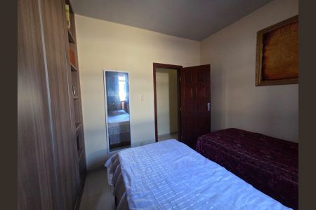 Casa à venda com 456m², 3 quartos e 2 vagas Casa à venda com 456m², 3 quartos e 2 vagasQuarto
