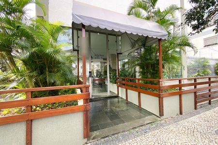 Apartamento para alugar com 340m², 4 quartos e 2 vagasFachada