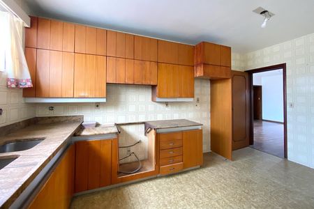 Apartamento para alugar com 340m², 4 quartos e 2 vagasCozinha