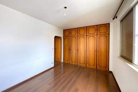 Apartamento para alugar com 340m², 4 quartos e 2 vagasSuite 