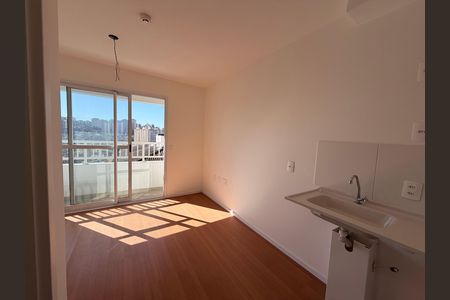 Studio para alugar com 19m², 1 quarto e sem vaga Studio para alugar com 19m², 1 quarto e sem vagaStudio