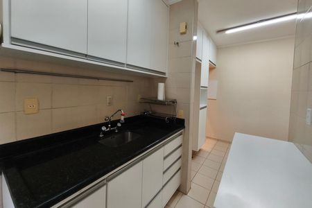 Cozinha de apartamento à venda com 2 quartos, 67m² em Vila Joao Jorge, Campinas