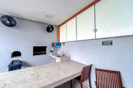 Apartamento para alugar com 48m², 2 quartos e 1 vagaÁrea comum - Churrasqueira