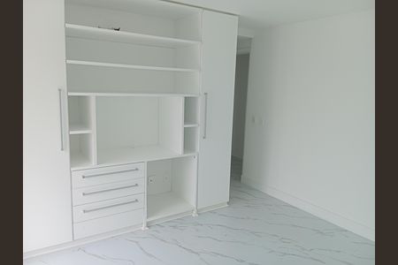 Apartamento à venda com 208m², 2 quartos e 1 vaga Apartamento à venda com 208m², 2 quartos e 1 vagaQuarto