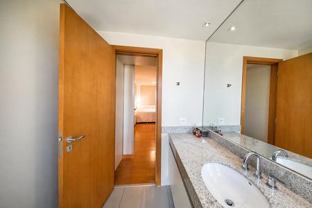 Apartamento à venda com 3 quartos, 259m² em Vila Castelo, Nova Lima