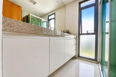 Apartamento à venda com 3 quartos, 259m² em Vila Castelo, Nova Lima