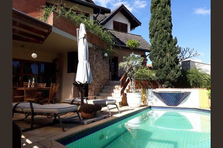 Casa à venda com 3 quartos, 320m² em Alphaville, Santana de Parnaíba