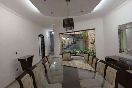Casa à venda com 5 quartos, 358m² em Vila Ré, São Paulo