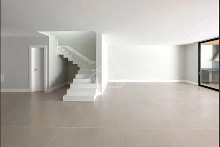 Casa de Condomínio à venda com 4 quartos, 315m² em Barra da Tijuca, Rio de Janeiro