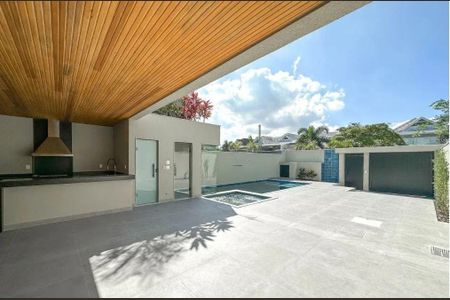 Casa de Condomínio à venda com 4 quartos, 315m² em Barra da Tijuca, Rio de Janeiro