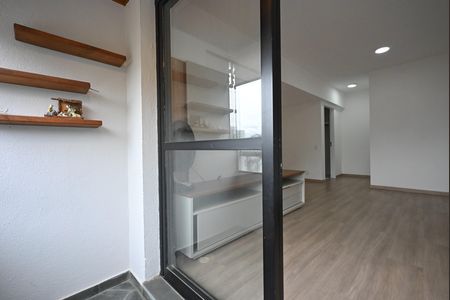 Apartamento à venda com 62m², 2 quartos e 2 vagasVaranda
