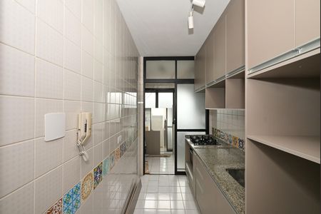 Apartamento à venda com 62m², 2 quartos e 2 vagasCozinha