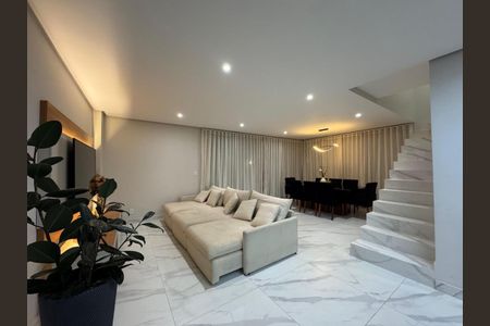 Casa à venda com 4 quartos, 214m² em Vargem Pequena, Rio de Janeiro