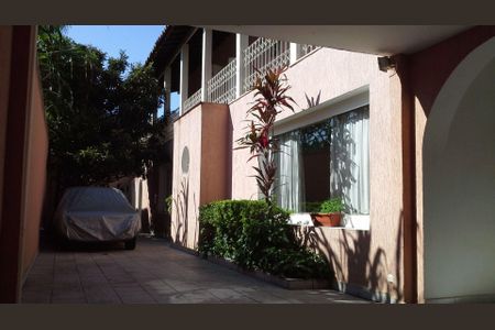 Casa à venda com 4 quartos, 434m² em Jardim Morumbi, São Paulo