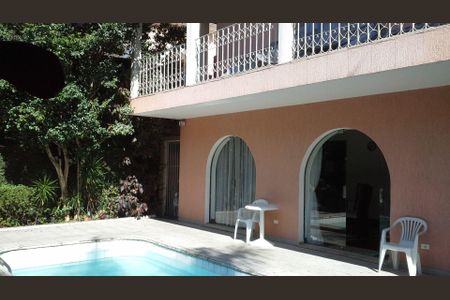 Casa à venda com 4 quartos, 434m² em Jardim Morumbi, São Paulo