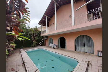 Casa à venda com 4 quartos, 434m² em Jardim Morumbi, São Paulo
