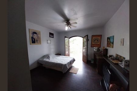 Casa à venda com 4 quartos, 434m² em Jardim Morumbi, São Paulo