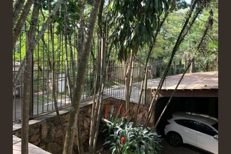 Casa à venda com 4 quartos, 297m² em Fazenda Morumbi, São Paulo