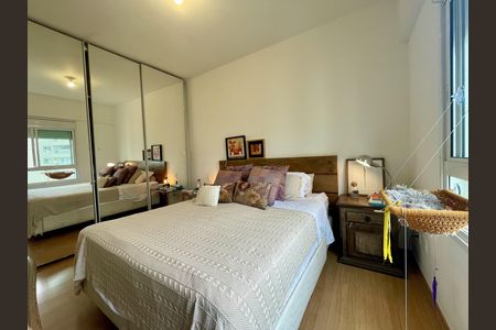 Apartamento à venda com 77m², 2 quartos e 2 vagas Apartamento à venda com 77m², 2 quartos e 2 vagasQuarto 2