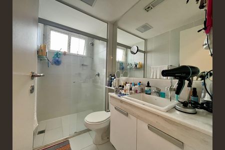 Apartamento à venda com 77m², 2 quartos e 2 vagas Apartamento à venda com 77m², 2 quartos e 2 vagasBanheiro