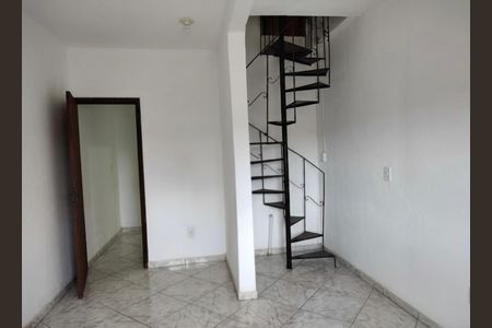 Quarto de kitnet/studio para alugar com 1 quarto, 45m² em Aquariús, Cabo Frio