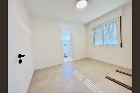 Apartamento à venda com 65m², 2 quartos e 1 vaga Apartamento à venda com 65m², 2 quartos e 1 vagaSuíte