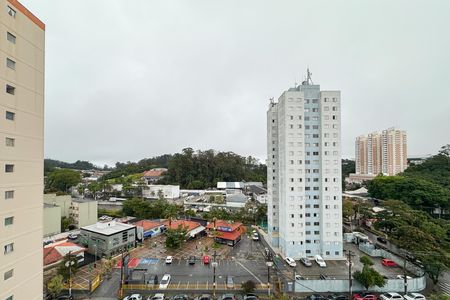 Apartamento à venda com 85m², 3 quartos e 1 vaga Apartamento à venda com 85m², 3 quartos e 1 vagaVista - Sala