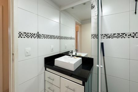 Apartamento à venda com 85m², 3 quartos e 1 vaga Apartamento à venda com 85m², 3 quartos e 1 vagaBanheiro Social
