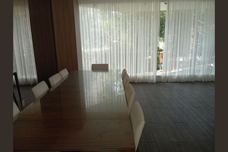 Apartamento para alugar com 250m², 4 quartos e 3 vagas Apartamento para alugar com 250m², 4 quartos e 3 vagasSalão de festa