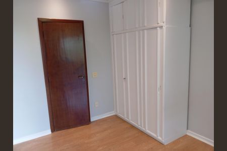 Apartamento para alugar com 250m², 4 quartos e 3 vagas Apartamento para alugar com 250m², 4 quartos e 3 vagasQuarto