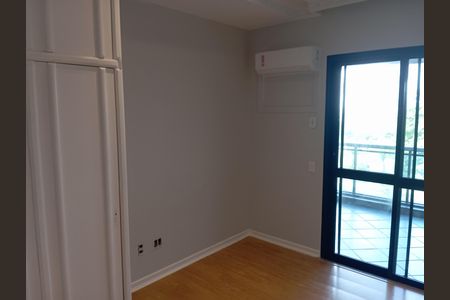 Apartamento para alugar com 250m², 4 quartos e 3 vagas Apartamento para alugar com 250m², 4 quartos e 3 vagasQuarto