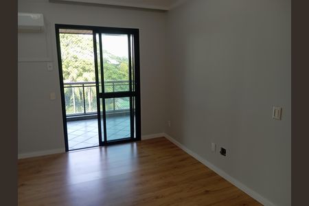 Apartamento para alugar com 250m², 4 quartos e 3 vagas Apartamento para alugar com 250m², 4 quartos e 3 vagasQuarto