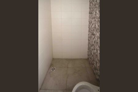 Banheiro de apartamento para alugar com 2 quartos, 42m² em Vila Zelina, São Paulo