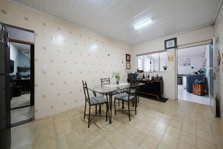 Casa à venda com 90m², 3 quartos e sem vagaCozinha e Área de Serviço
