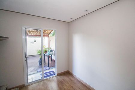 Sala de apartamento para alugar com 2 quartos, 120m² em Praça Seca, Rio de Janeiro