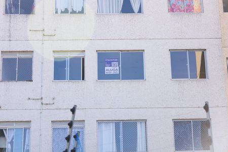 Apartamento para alugar com 50m², 2 quartos e 1 vagaPlaca GRANDE instalada na janela do imóvel (com visão para a rua) dia 15.07.2026 - Código da placa: SWRM-606