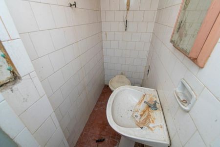 Casa para alugar com 316m², 3 quartos e 2 vagasBanheiro da Garagem 2