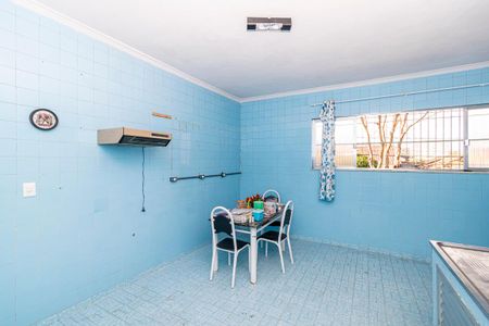 Casa para alugar com 316m², 3 quartos e 2 vagasCozinha
