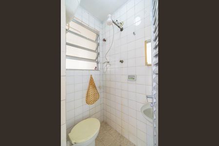 Casa para alugar com 316m², 3 quartos e 2 vagasBanheiro de Serviço