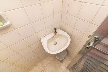 Casa para alugar com 316m², 3 quartos e 2 vagasBanheiro de Serviço