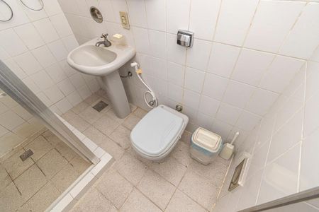 Casa para alugar com 316m², 3 quartos e 2 vagasBanheiro da Suíte