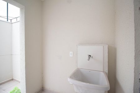 Apartamento à venda com 38m², 2 quartos e sem vaga Apartamento à venda com 38m², 2 quartos e sem vagaÁrea de Serviço