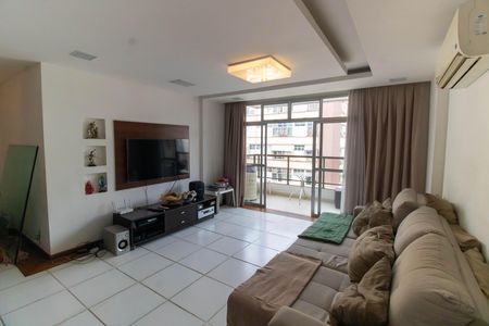 Sala de apartamento à venda com 3 quartos, 145m² em Ingá, Niterói