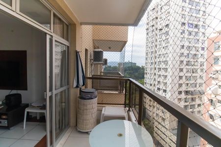 Apartamento à venda com 145m², 3 quartos e 1 vaga Apartamento à venda com 145m², 3 quartos e 1 vagaVaranda da Sala