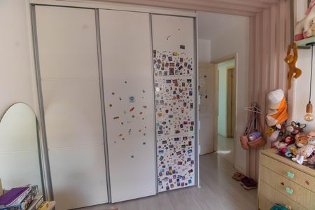 Apartamento à venda com 145m², 3 quartos e 1 vaga Apartamento à venda com 145m², 3 quartos e 1 vagaQuarto 1